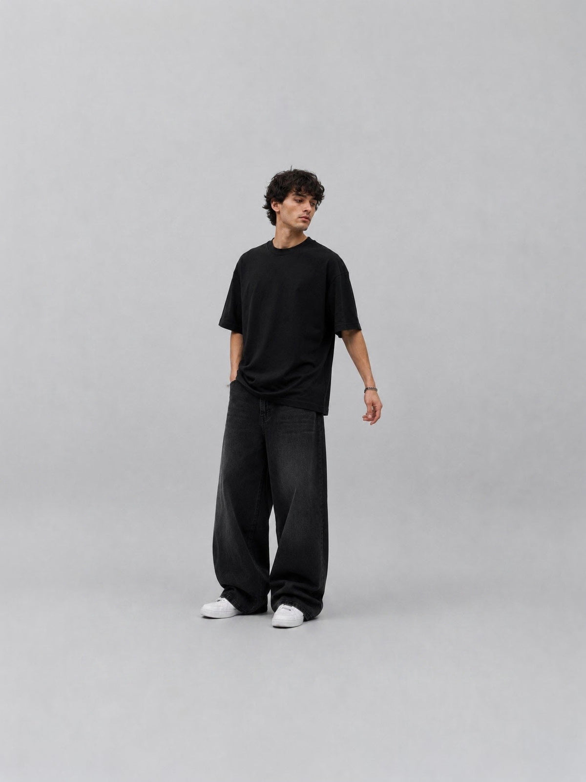 ESSENTIALS COLLECTION