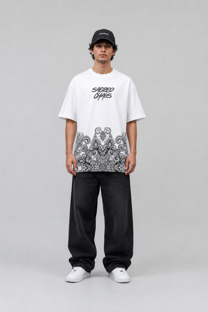 KnowChoice Signature Collection – Sacred Chaos Oversized T-Shirt